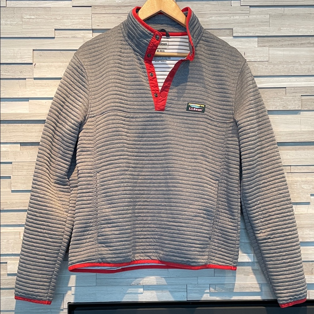 L.L. Bean Men's Gray and Red Airlight Pullover, Size M, NWOT
